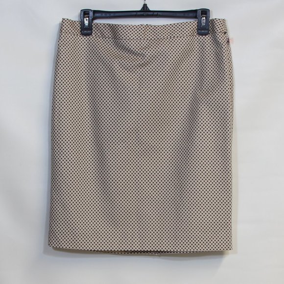 Liz Claiborne Cream with Black and White Diamond Pattern Size 8 Mini Skirt - Picture 1 of 6